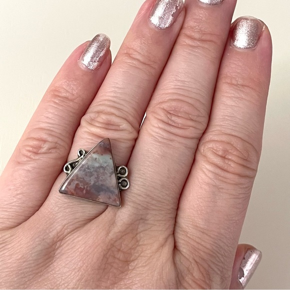 Vintage stamped sterling silver & polished stone triangle ring sz 7-7.25 - Picture 2 of 16
